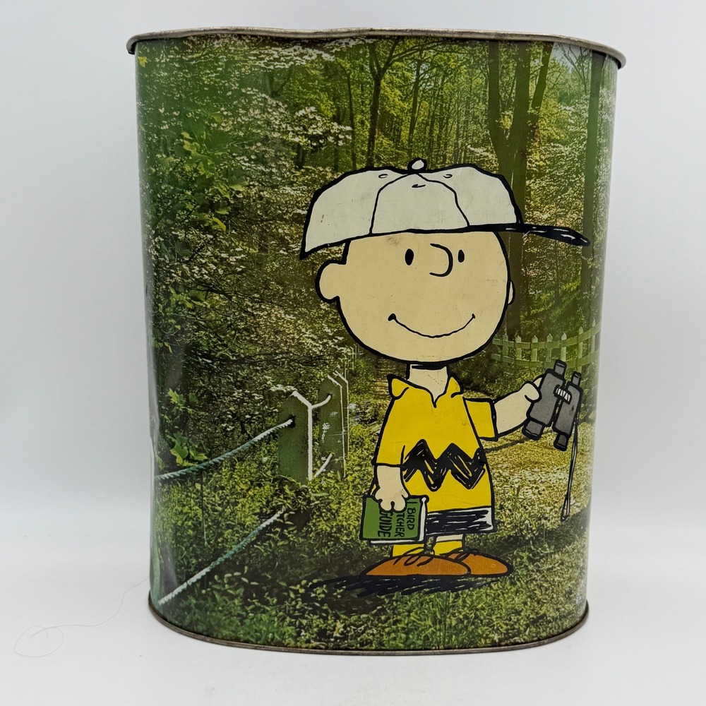 Vintage Cheinco Peanuts Snoopy Charlie Brown Woodstock Metal Wastebasket Tin